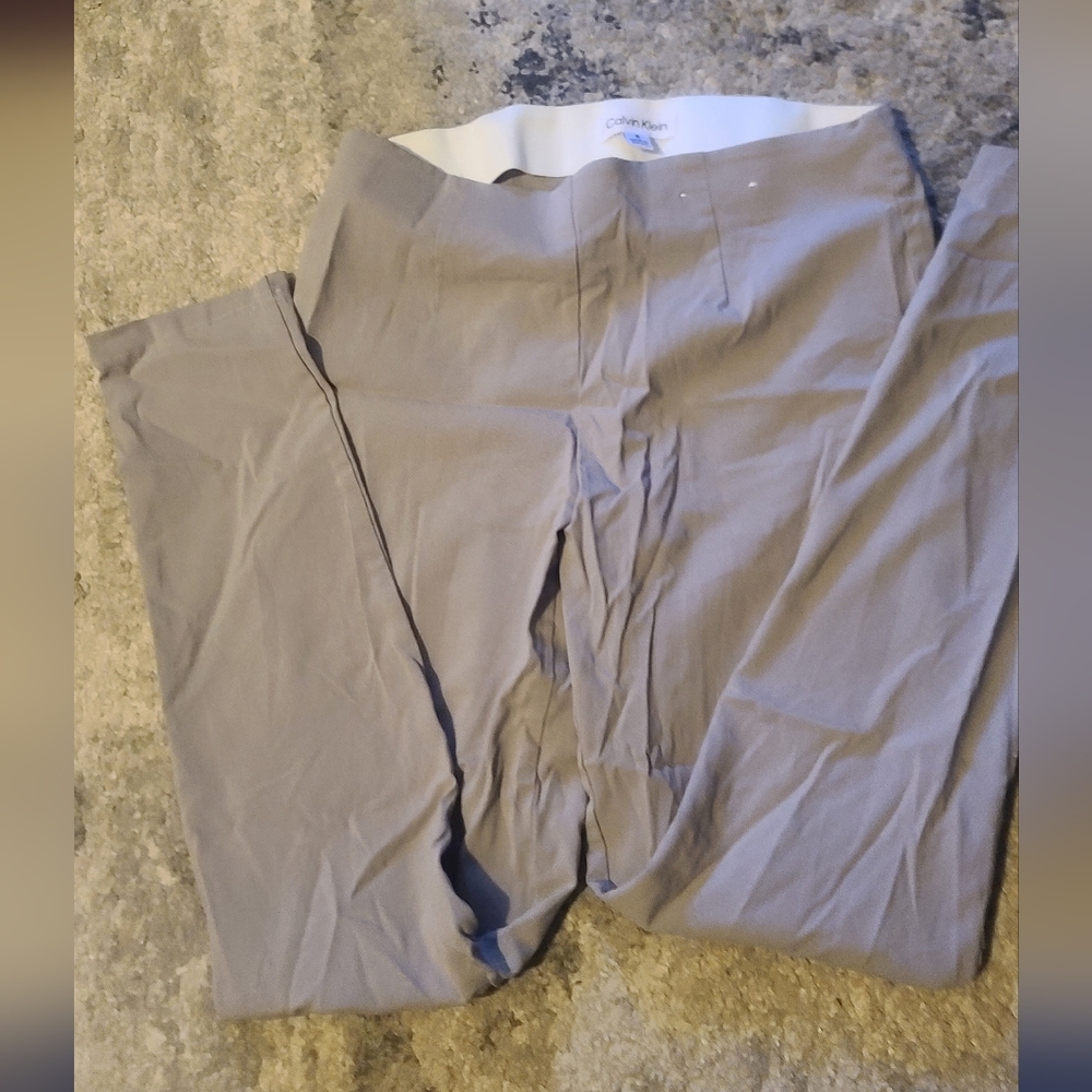 Calvin Klein Pull on dress pants